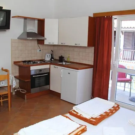 Senjo - Studio With Balcony And Garden View Διαμέρισμα